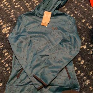 Boys Medium UA Hoodie